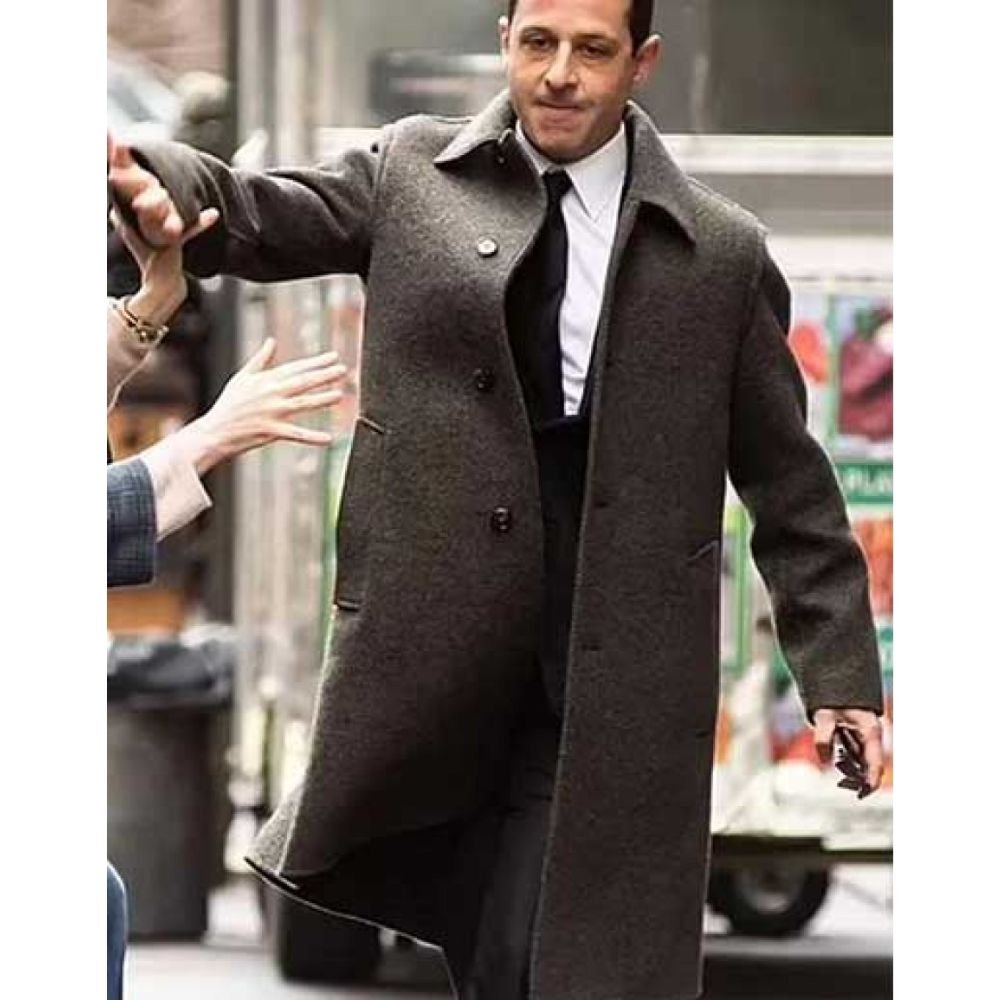 succession-s04-jeremy-strong-Wool-coat