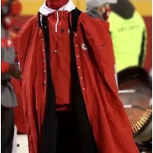 mahomes-sideline-cape-coat