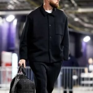 travis-kelce-rocks-black-suit