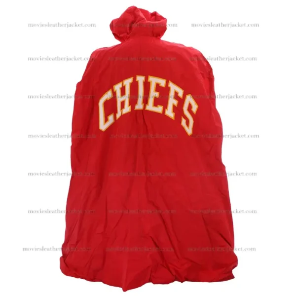 kansas-city-chiefs-patrick-mahomes-red-cape-coat
