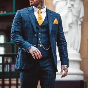 hernan-1920-fashion-coat.webp