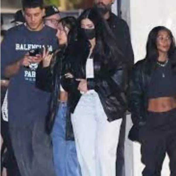 kylie-jenner-black-jacket.webp