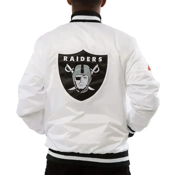 mark-davis-white-jacket.webp