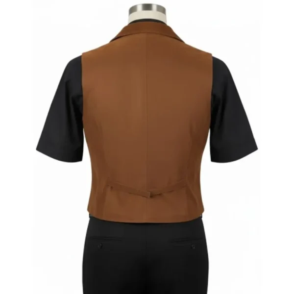 house-of-guinness-james-norton-suede-leather-outfit.webp